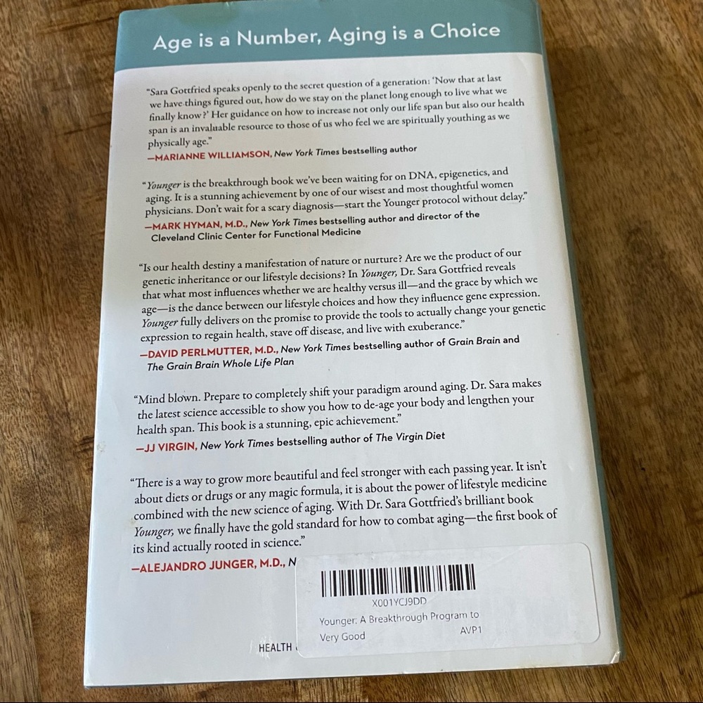 Younger - Hardcover book by Dr. Sara Gottfried - Picture 5 of 10